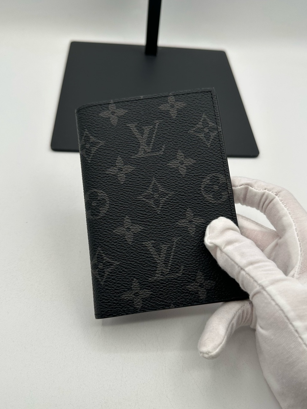 Louis Vuitton Pocket Organizer passport Wallet